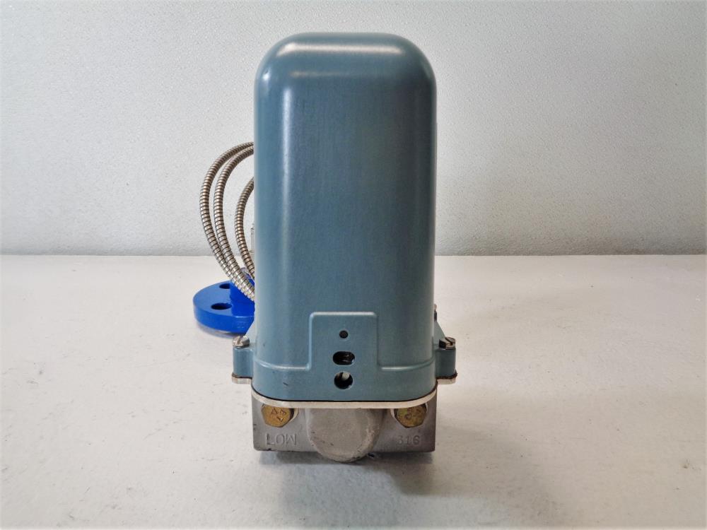 Foxboro Pressure Transmitter 11GM-DS1 with 1" 300# Diaphragm Seal
